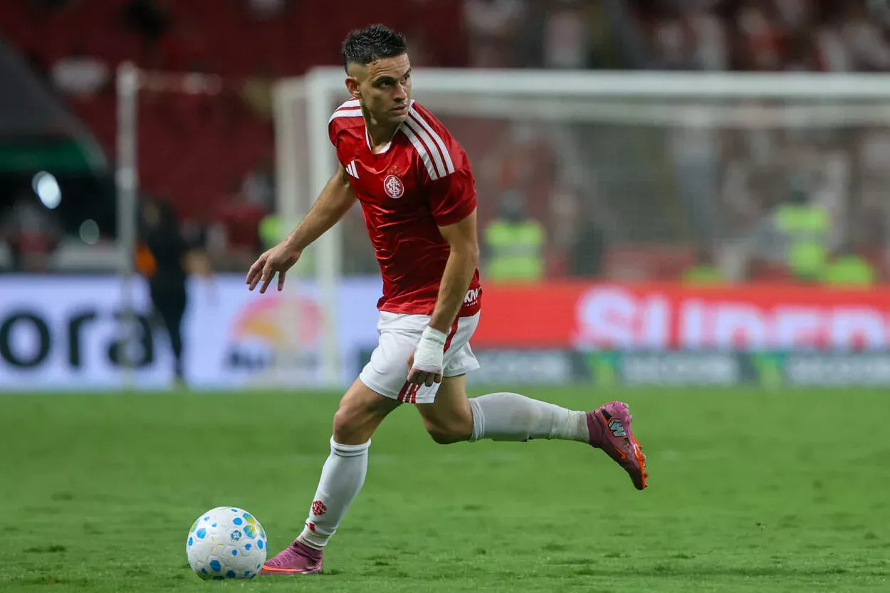 Abel Braga admite sondagens por Borré no Inter e avalia ano: "Ele também sentiu" Borré pelo Inter