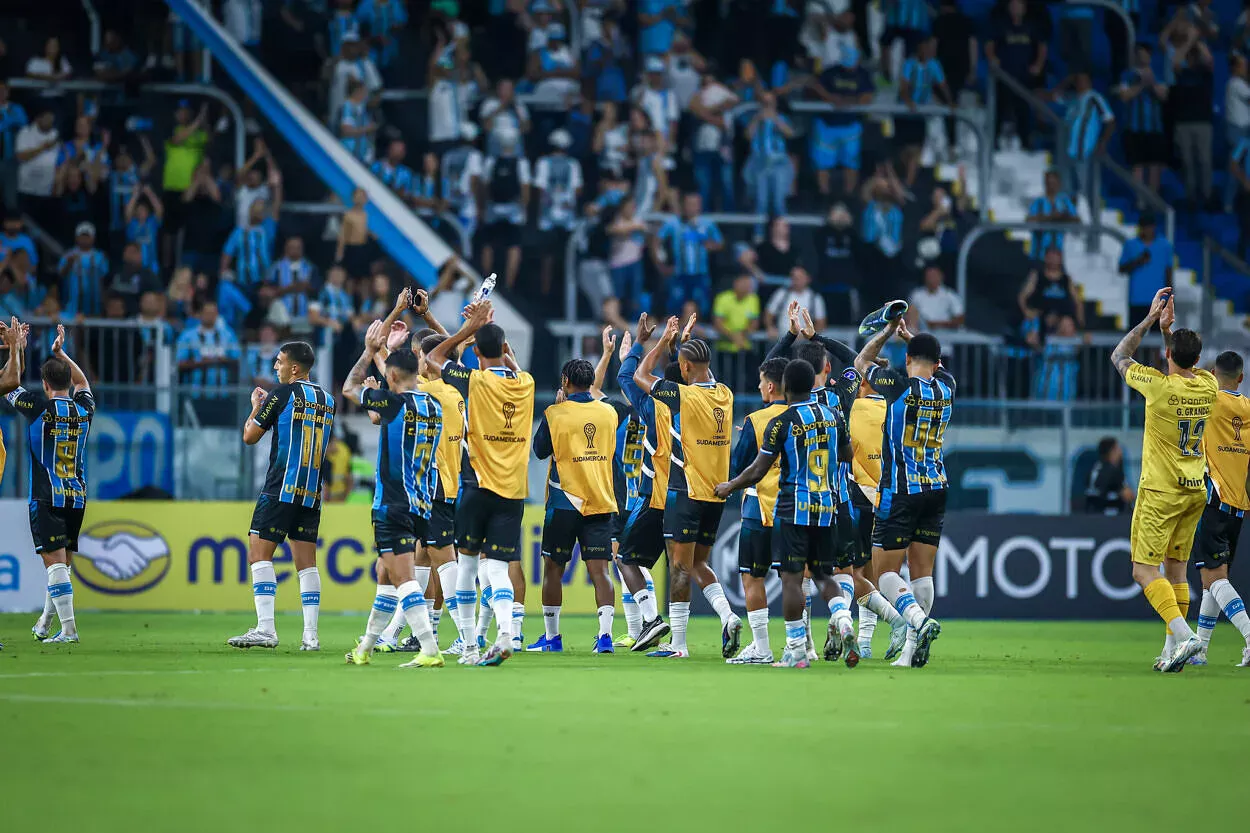 Grêmio busca mais amistosos e descarta torneio com Flamengo e Corinthians Grêmio