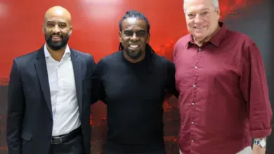 Tinga se emociona em discurso no lançamento do projeto do CT do Inter: "Maior herança" Tinga pelo Inter