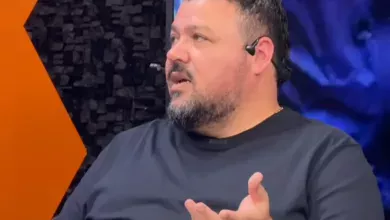 Após áudio de Celso Rigo, Alex Bagé revela "quem manda" no Grêmio Alex Bagé pelo Grêmio