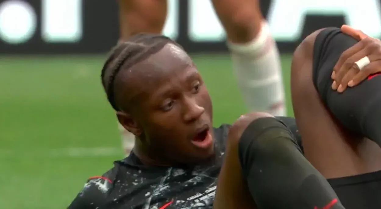 Jogador do Canadá tem lesão parecida com a de Marlon e gera imagem forte na Copa Koné Marlon
