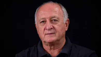 Felipão, do Grêmio, já foi o treinador mais bem pago do mundo Felipão, diretor do Grêmio