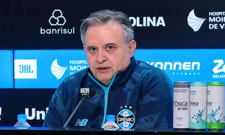 Grêmio surpreende e informa saída de Dutra do cargo de vice de futebol; veja nota Antonio Dutra Junior, vice do Grêmio