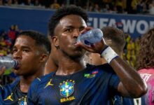 Brasil vence Haiti por 3x0, assume liderança e acende alerta com Raphinha Vini Jr