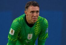 Muslera, goleiro do Uruguai no lugar de Rochet