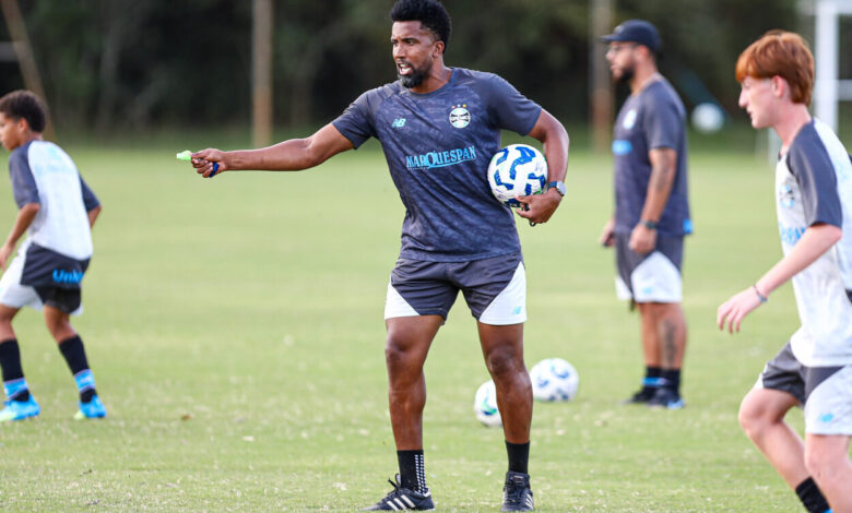 Campeão no passado, Cortez é promovido e "muda de função" no Grêmio Angelo Pieretti / Grêmio FBPA