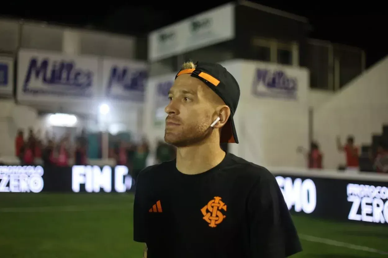 Pedro Henrique pelo Inter