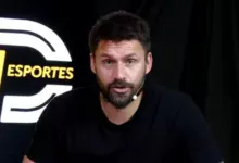Sobis se decepciona com o Inter e projeta saída de jogadores durante a parada Rafael Sobis ex-Inter