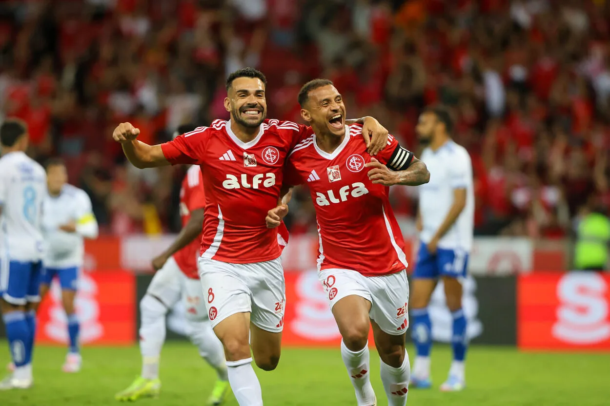 Bruno Henrique e Alan Patrick, Inter 3x0 Cruzeiro