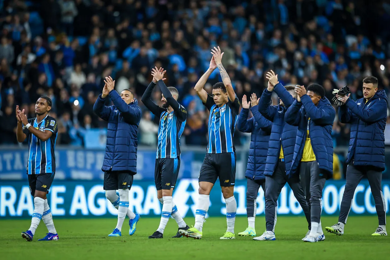 Grêmio rejeita até R$ 25 milhões e mantém busca por patrocinador máster Grêmio