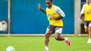 Jovane Cabral pelo Grêmio