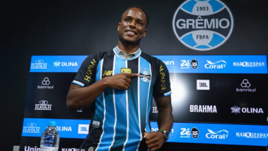 Grêmio divulga gols de Jovane Cabral em treino e um novo recado ao torcedor Grêmio com Cabral
