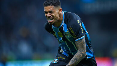 Diego Caito marca na estreia, e Grêmio busca empate com o Fluminense Diego Caito - jogador do Grêmio