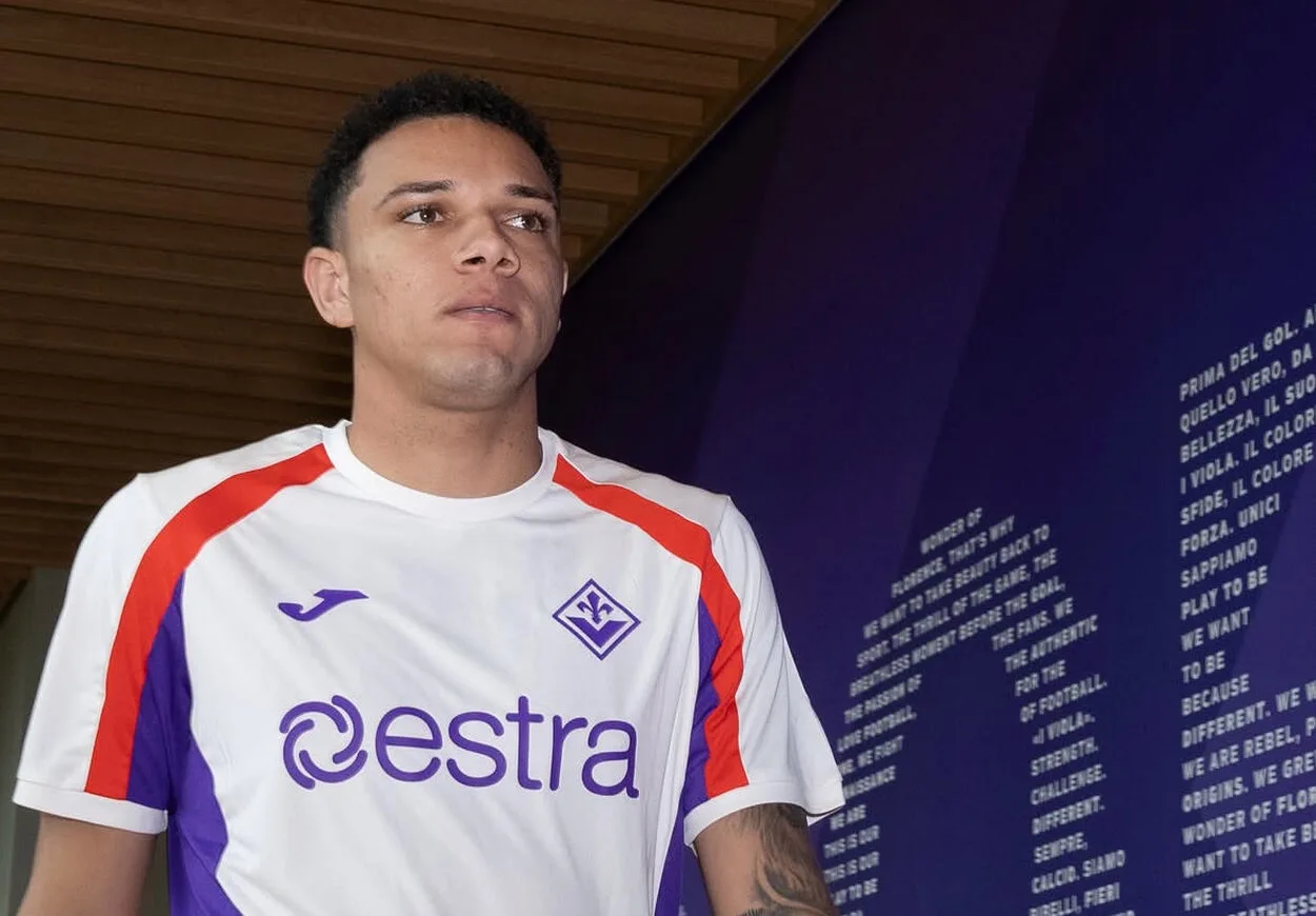 Viraliza jogada de Viery, ex-Grêmio, em treino realizado pela Fiorentina Viery ex-Grêmio