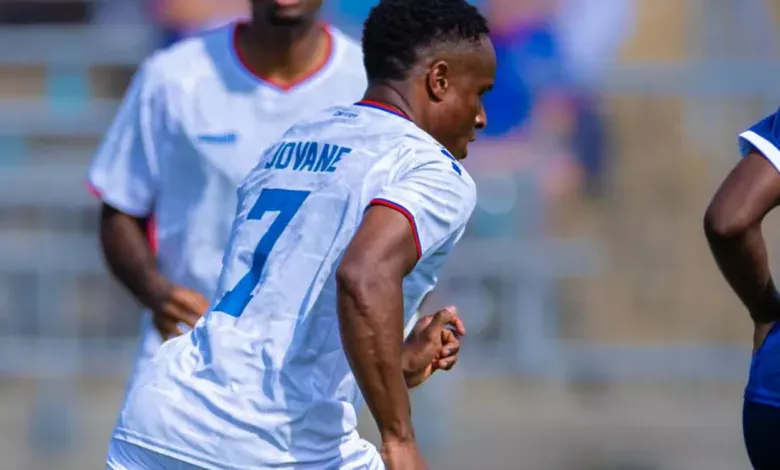 Jornalista que acompanha futebol africano fala de Cabral no Grêmio: "Veloz e agressivo" Jovane do Grêmio