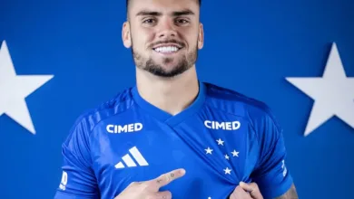 Gabriel Pec sofre fratura após entrada de zagueiro do Inter e Cruzeiro se revolta Cruzeiro hoje