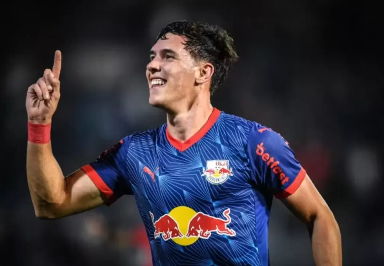 Thiago Borbas acerta com Atlético-MG após ser oferecido ao Inter Thiago Borbas foi jogador do Bragantino, foi oferecido ao Inter e hoje acerta com Atlético MG