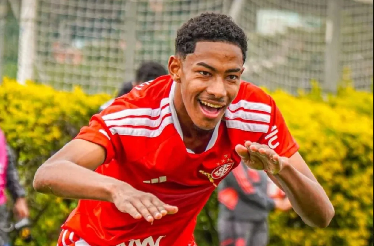 Pedro Kauã, atleta da base do Inter recebe chance no grupo principal