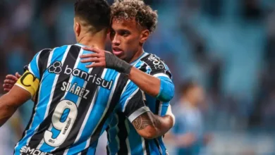 Bitello e Suárez juntos pelo Grêmio
