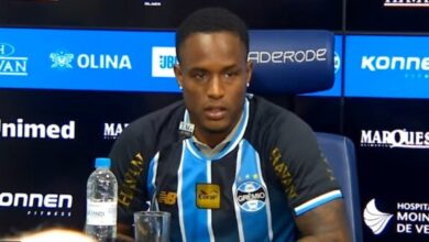 Jovane Cabral pelo Grêmio