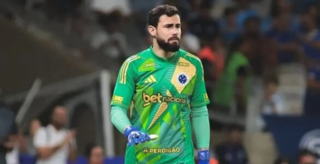 Inter fecha com jogador