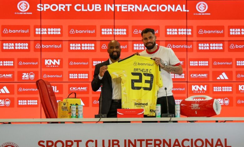 Matheus Cunha pelo Inter