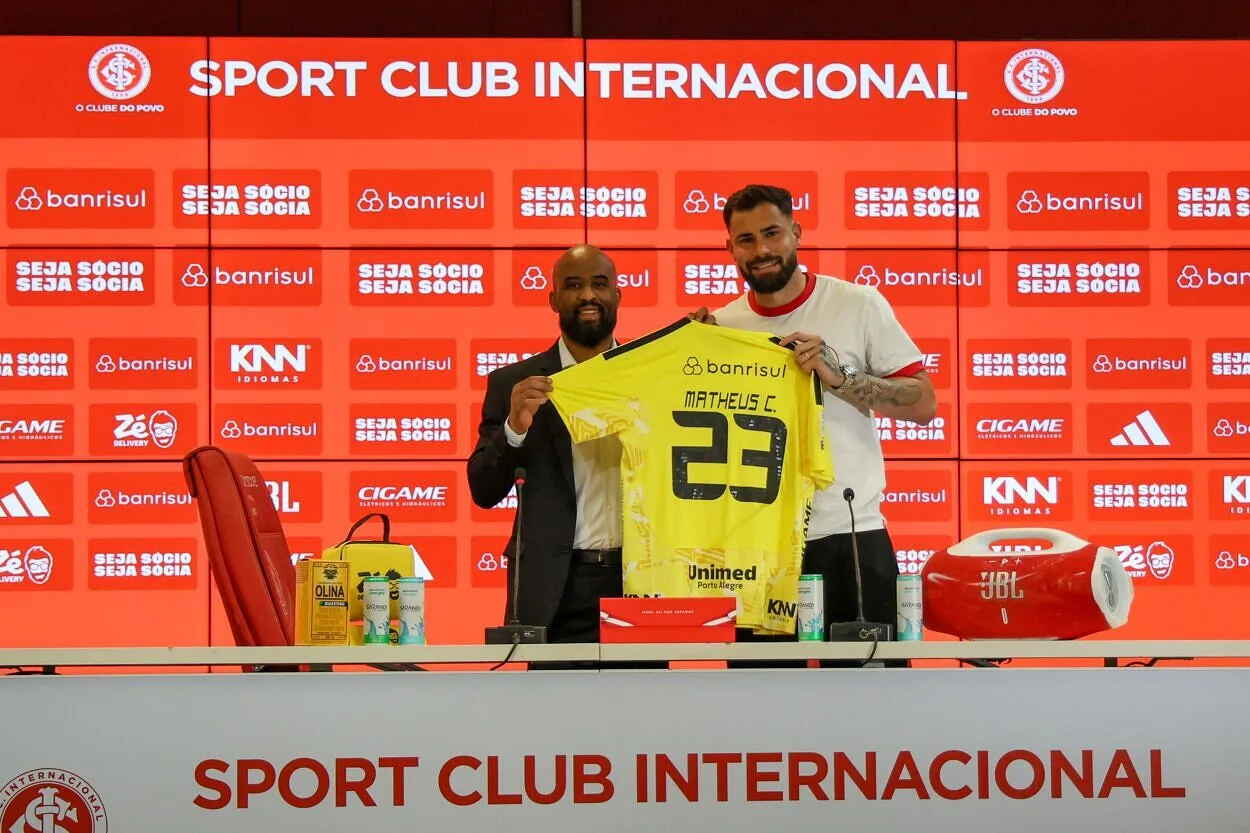 Matheus Cunha pelo Inter