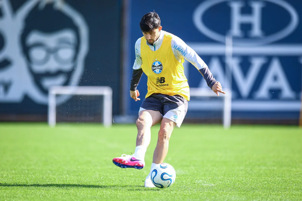 Grêmio vai ao ataque para virar contra o Bolívar; veja prováveis times e onde assistir Grêmio
