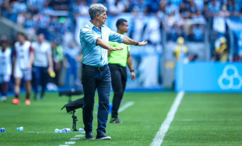 Jornalista cogita nome de Renato no Grêmio em caso de saída de Luís Castro Renato pelo Grêmio
