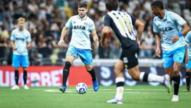 Kannemann fala da sua relação com o VAR e diz o que ainda falta no Grêmio Kannemann com a camisa do Grêmio