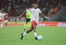 Inter tem Paulinho em busca de retomada no meio e "pressão" sobre Félix Torres Paulinho Paula no Inter