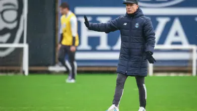 Provável escalação, onde assistir e horário do jogo do Grêmio neste sábado Luís Castro no Grêmio