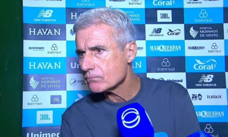 Luís Castro avalia erros do Grêmio contra a Chapecoense: "Não preocupa o resultado" Luís Grêmio