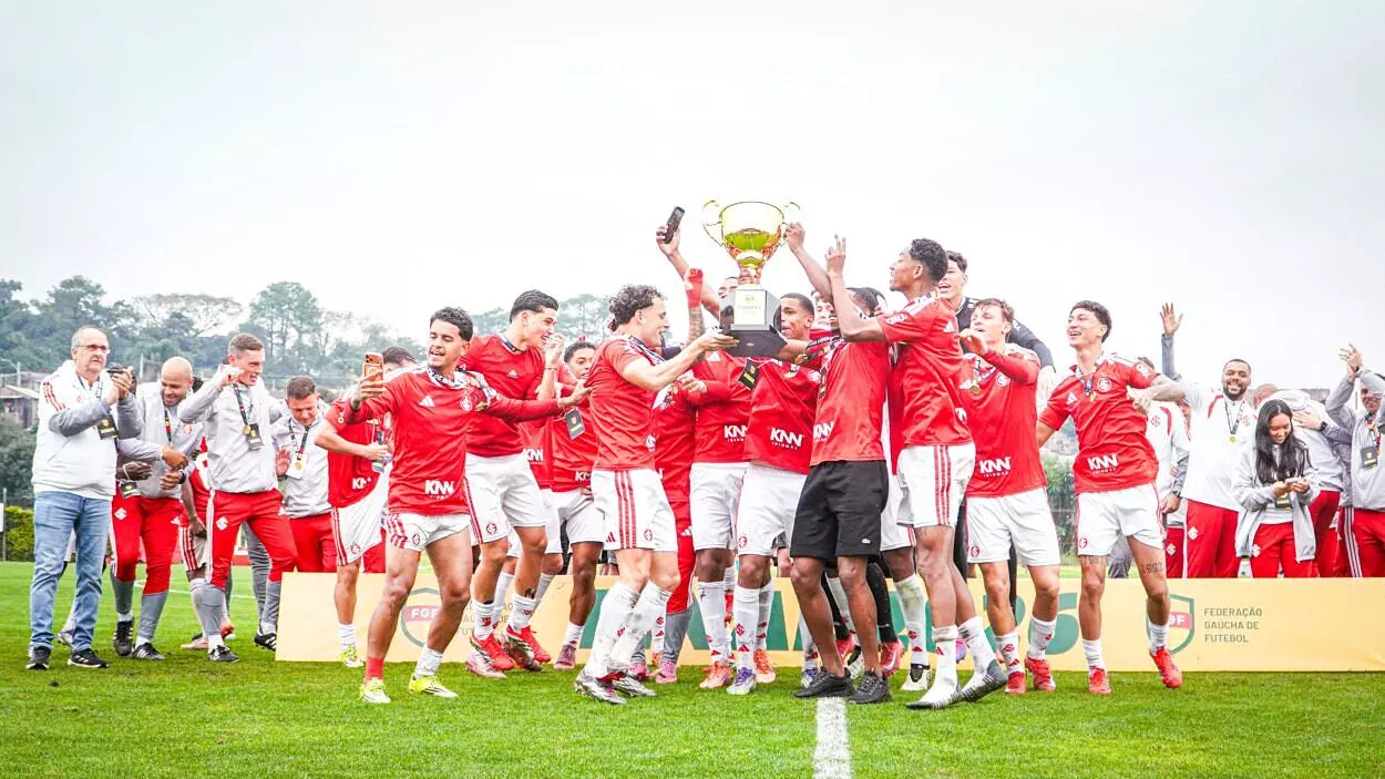 Com nomes conhecidos da torcida, Inter bate o Juventude e ganha o Gauchão Sub-20 Inter hoje