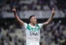 E o Grêmio? Técnico do Juventude fala sobre Mandaca: "Tem sido profissional" Mandaca Juventude