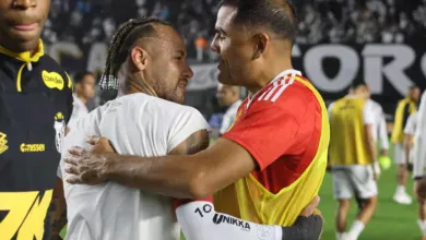 Santos vence o Vasco e empurra o Inter para a zona do rebaixamento Neymar com Mercado