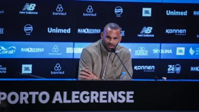 Weverton pelo Grêmio
