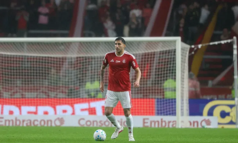 Atitude de Maripán no jogo contra o Corinthians viraliza entre torcedores do Inter Maripán com o Inter
