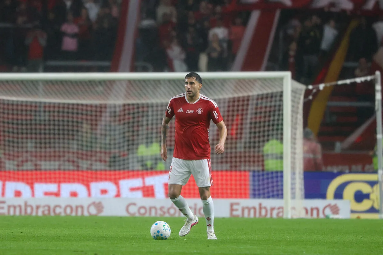 Atitude de Maripán no jogo contra o Corinthians viraliza entre torcedores do Inter Maripán com o Inter