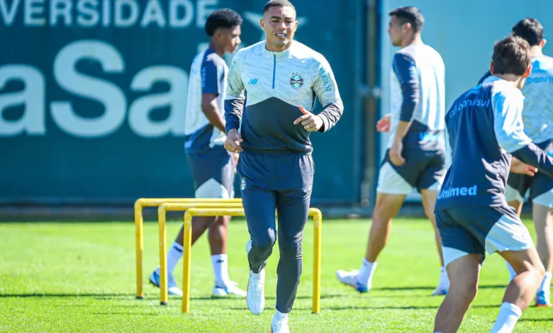 Carlos fala do Grêmio