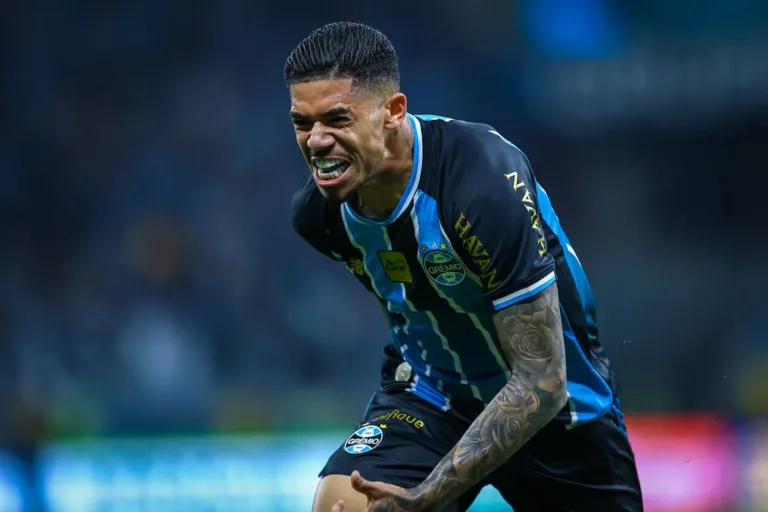 Zona Mista - Notícias, mercado da bola e bastidores do futebol Diego Caito - jogador do Grêmio