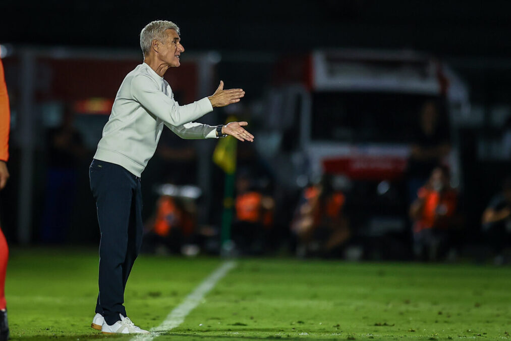 Zona Mista - Notícias, mercado da bola e bastidores do futebol Luís Castro no Grêmio