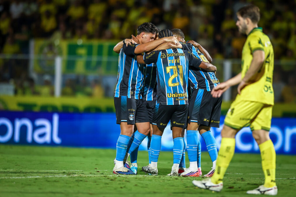 Zona Mista - Notícias, mercado da bola e bastidores do futebol Grêmio pode contratar