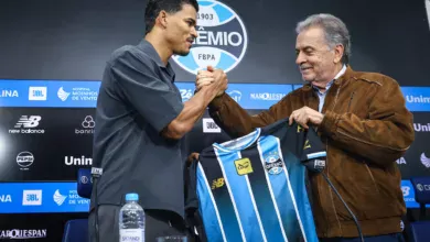 Danilo Barbosa chega ao Grêmio