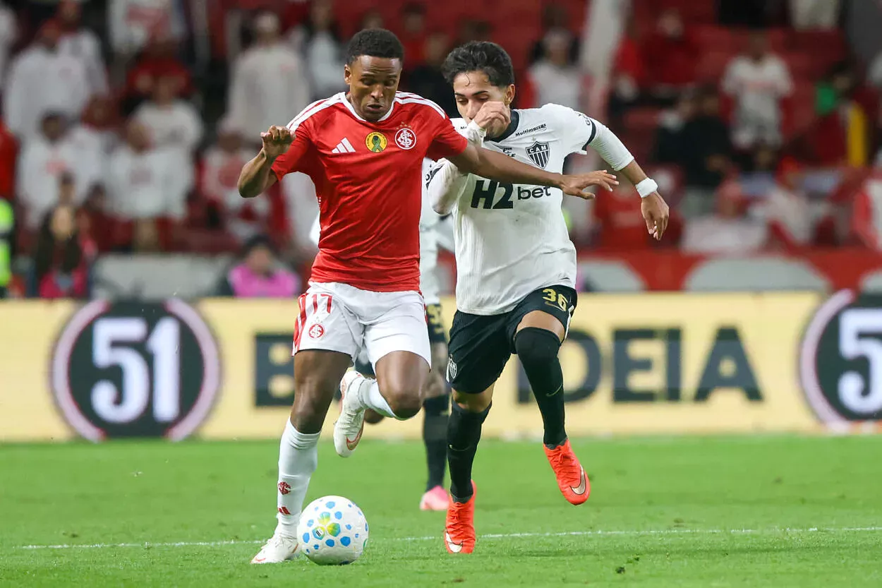 Eliasson pelo Inter