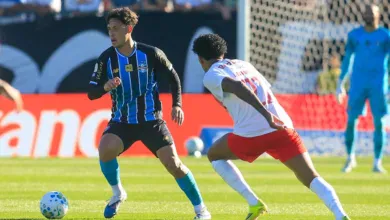 Delegação do Grêmio "dribla" torcida e evita protesto na madrugada após derrota Grêmio hoje