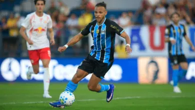Grêmio sofre gol aos 49 e perde para o Bragantino antes do Gre-Nal RS - ESPORTES/BRASILEIRÃO 2026 - Lance da partida RB Bragantino x Grêmio, no Estádio Cícero de Souza Marques na data de 23/08/2026, válida pelo Brasileirão 2026. FOTO: Fernando Roberto/GRÊMIO FBPA