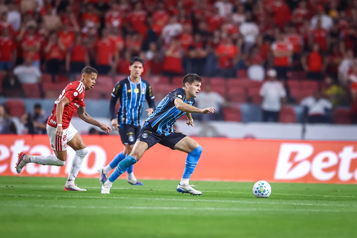 Kannemann pelo Grêmio