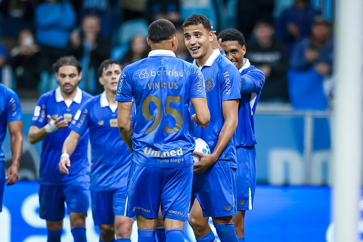 Gustavo Martins do Grêmio