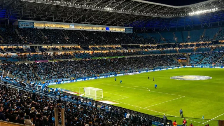 Arena do Grêmio registra maior publico da temporada contra o Santos